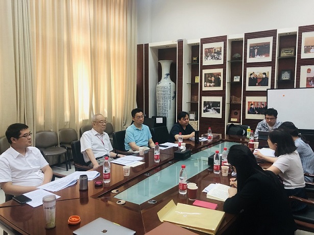 咨询中心到中国人民大学法治评估研究中心调研